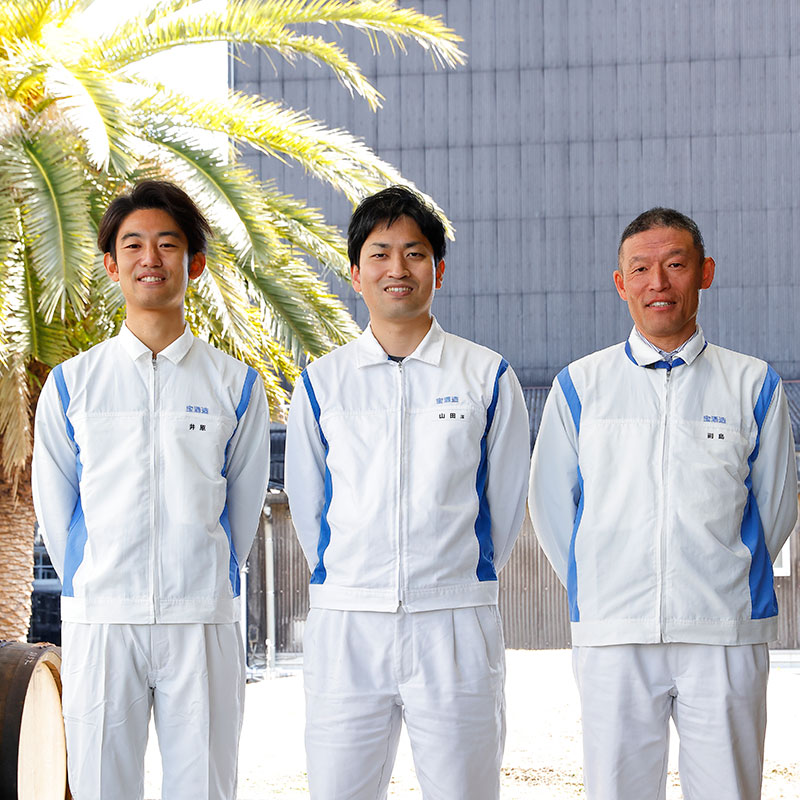 限りなくピュアなアルコールにおいしさを加える、“一滴の絵の具「樽貯蔵熟成酒」”を造る「黒壁蔵」を訪ねる！